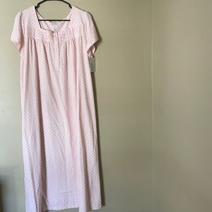 Brand New night gown (soft)